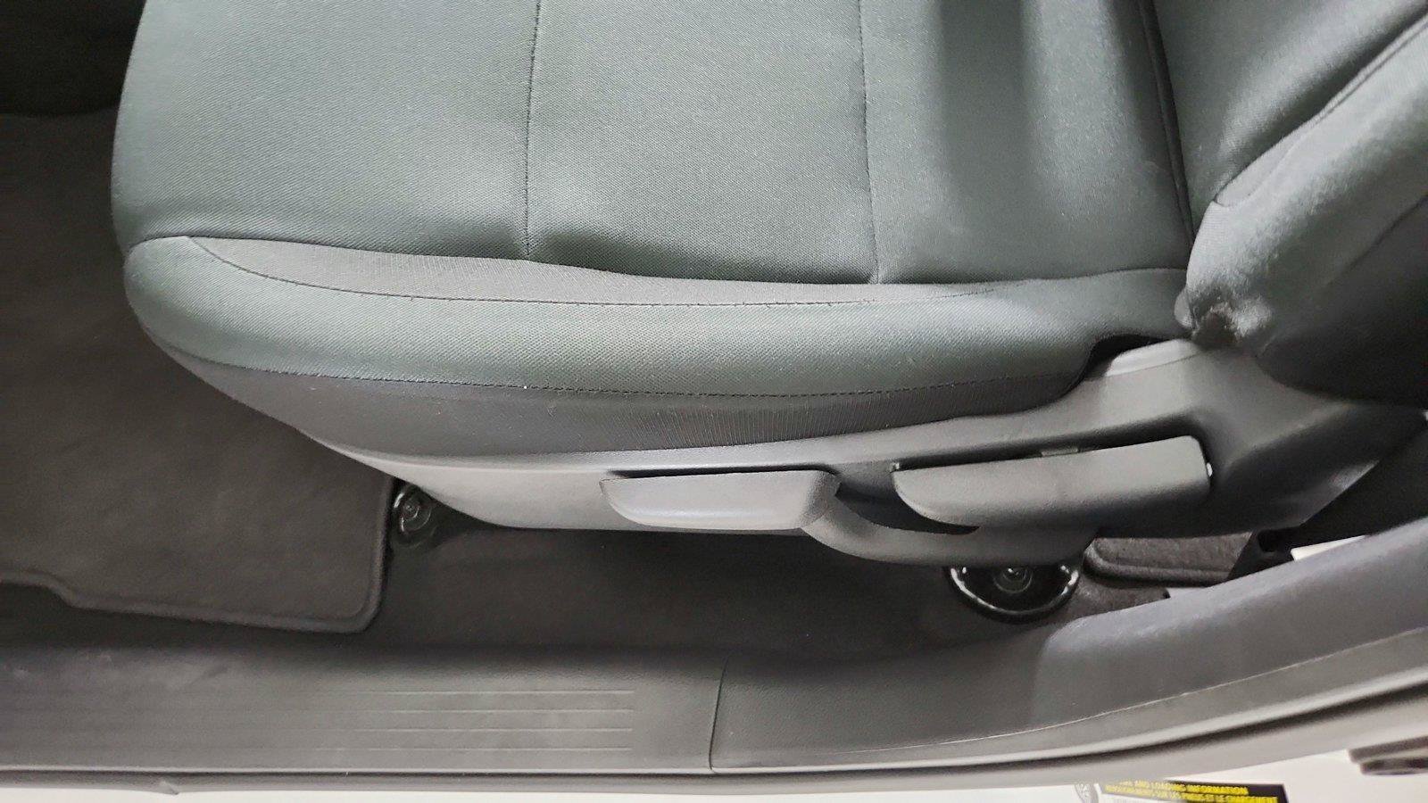 Used 2025 Nissan Kicks Play S FWD image 18