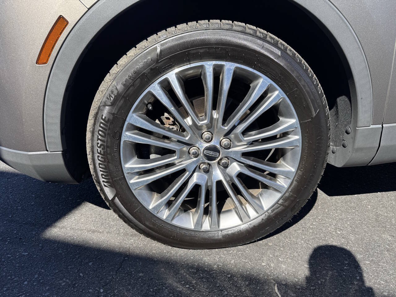 Used 2016 Lincoln MKX Reserve w/ Climate Package AWD/4WD image 38