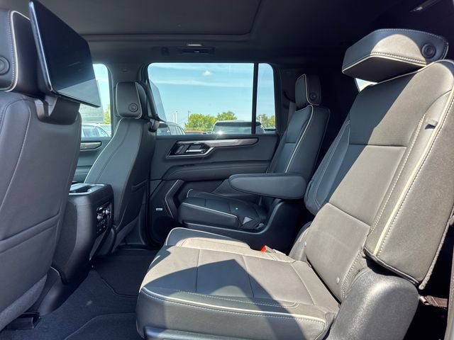 New 2026 GMC Yukon XL Elevation w/ Elevation Premium Package AWD/4WD image 11