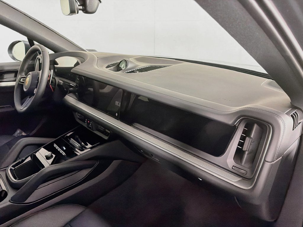 New 2026 Porsche Cayenne S AWD/4WD image 31