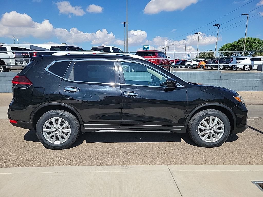 Used 2019 Nissan Rogue SV image 8