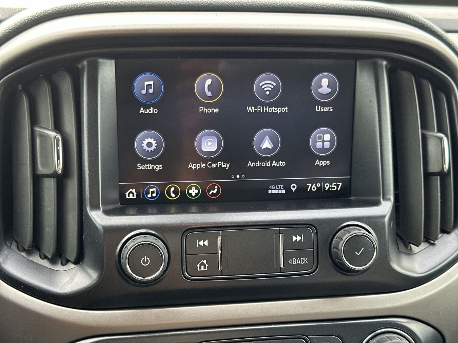 Used 2020 Chevrolet Colorado Z71 AWD/4WD image 19