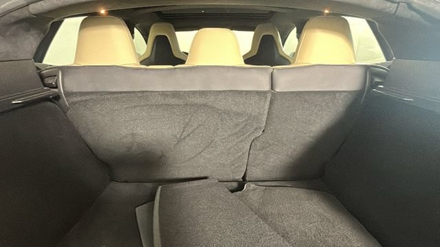 Used 2015 Tesla Model S 60 RWD image 26