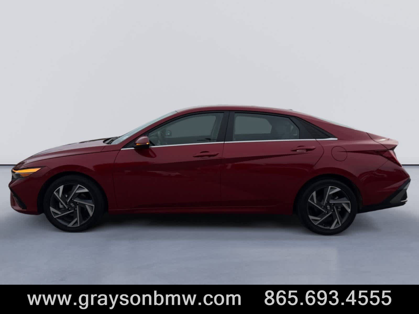 Used 2025 Hyundai Elantra Limited FWD image 6