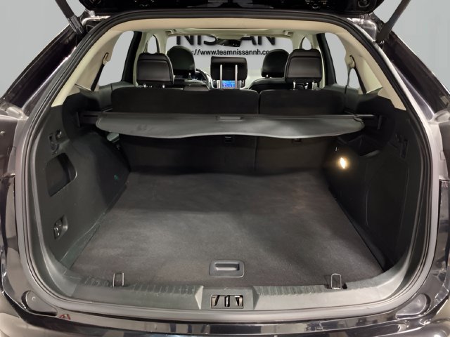 Used 2019 Ford Edge Titanium w/ Equipment Group 301A AWD/4WD image 25