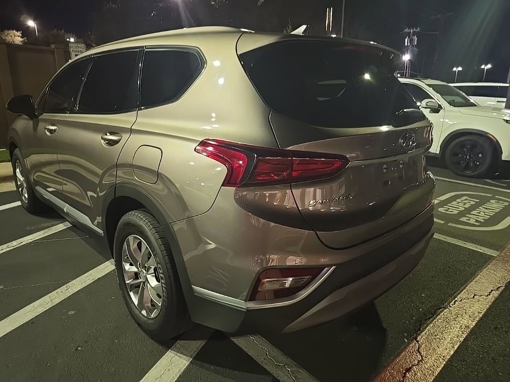 Used 2019 Hyundai Santa Fe SEL image 4
