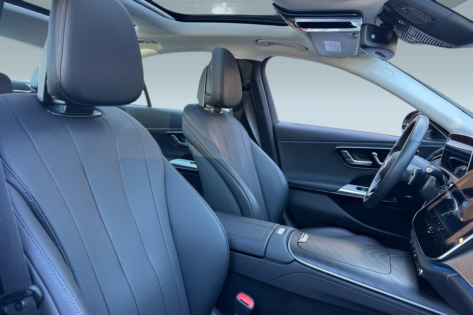 Certified 2025 Mercedes-Benz E 350 4MATIC Sedan image 32