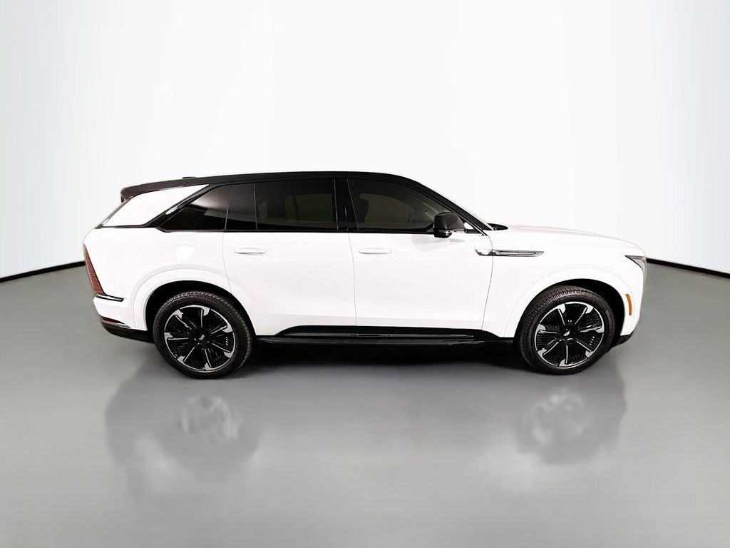 Used 2025 Cadillac Escalade IQ Sport 2 image 8