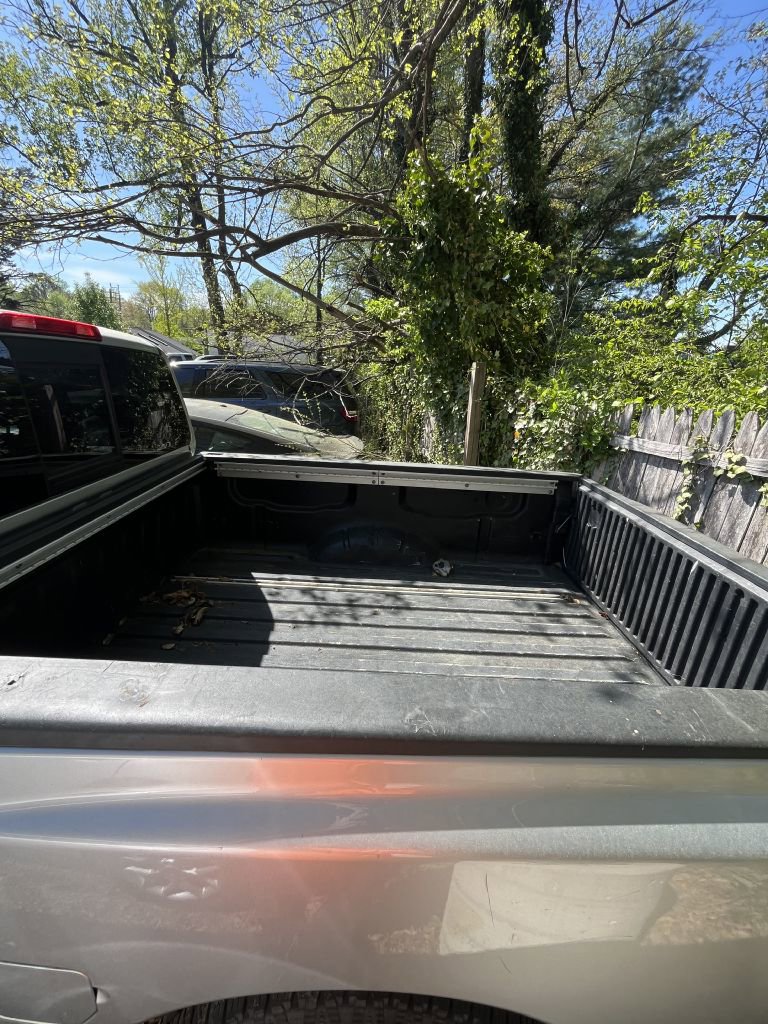 Used 2007 Nissan Titan LE w/ Tow Pkg image 8