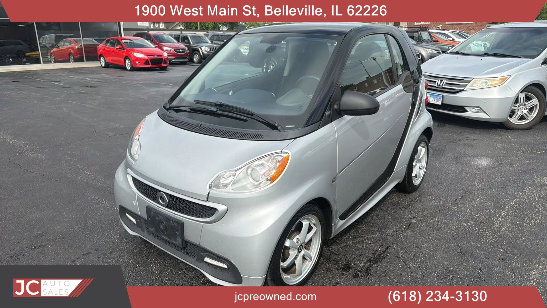 Used 2015 smart fortwo passion RWD image 1