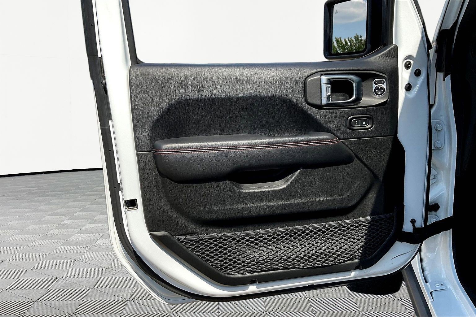 Used 2018 Jeep Wrangler Unlimited Rubicon AWD/4WD image 20