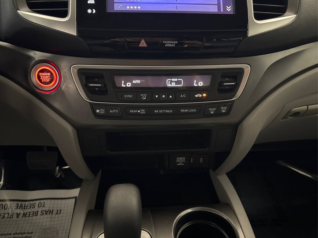 Used 2018 Honda Pilot EX image 31