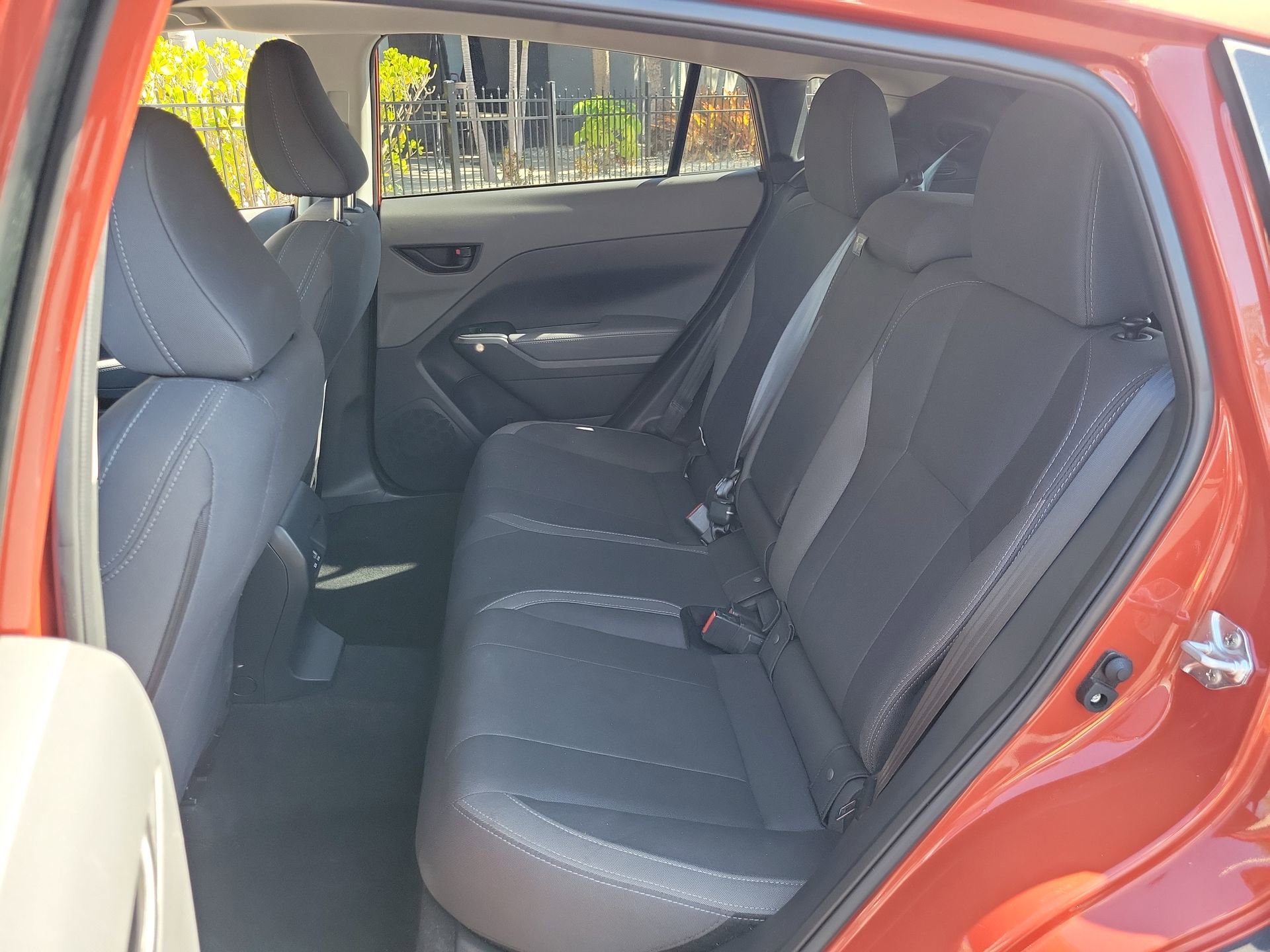 Used 2025 Subaru Crosstrek 2.0i Premium AWD/4WD image 18