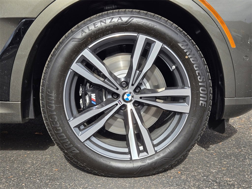 New 2026 BMW X7 M60i w/ Executive Package image 11