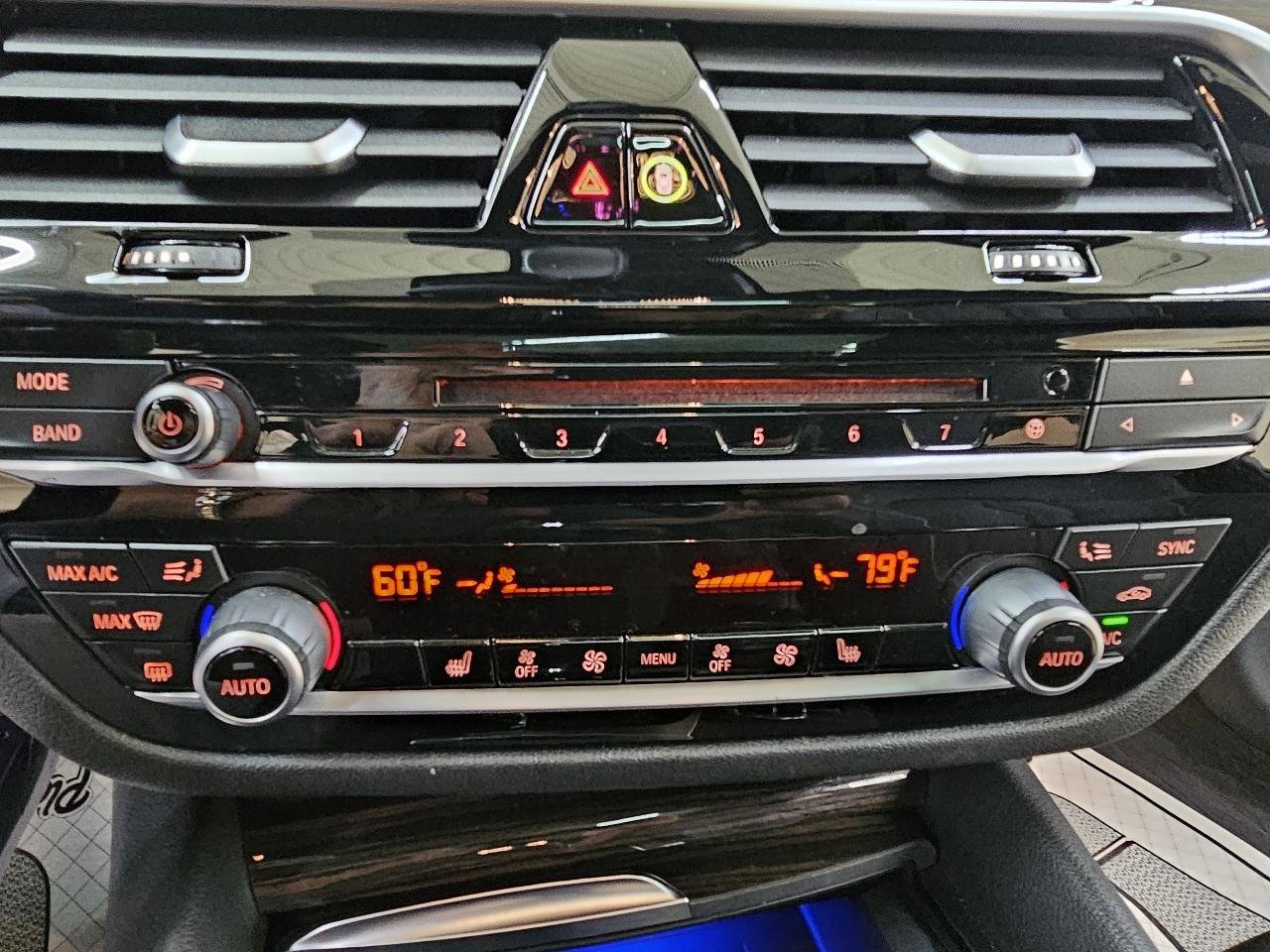 Used 2019 BMW 530e w/ Premium Package image 34