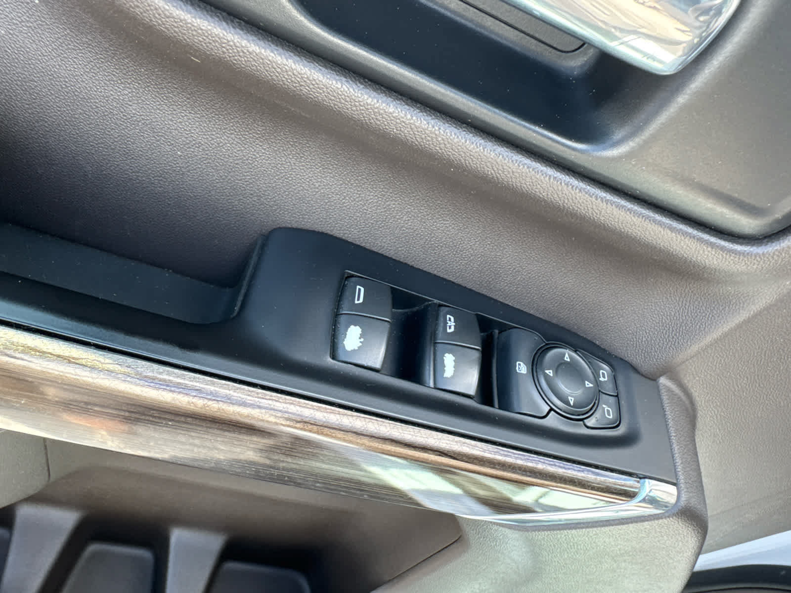 Used 2019 Chevrolet Silverado 1500 LT w/ All-Star Edition RWD image 16