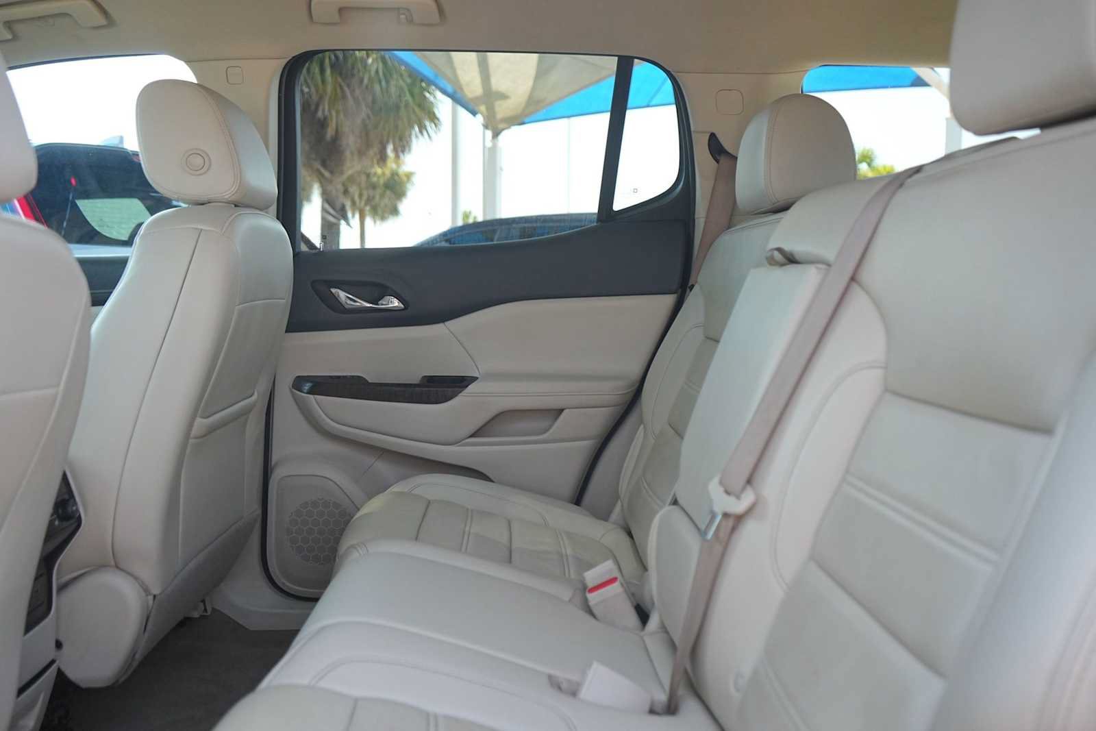 Used 2023 GMC Acadia Denali FWD image 14