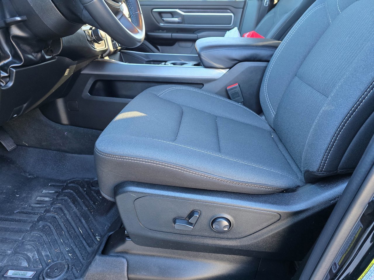 Used 2022 RAM 1500 Big Horn image 12