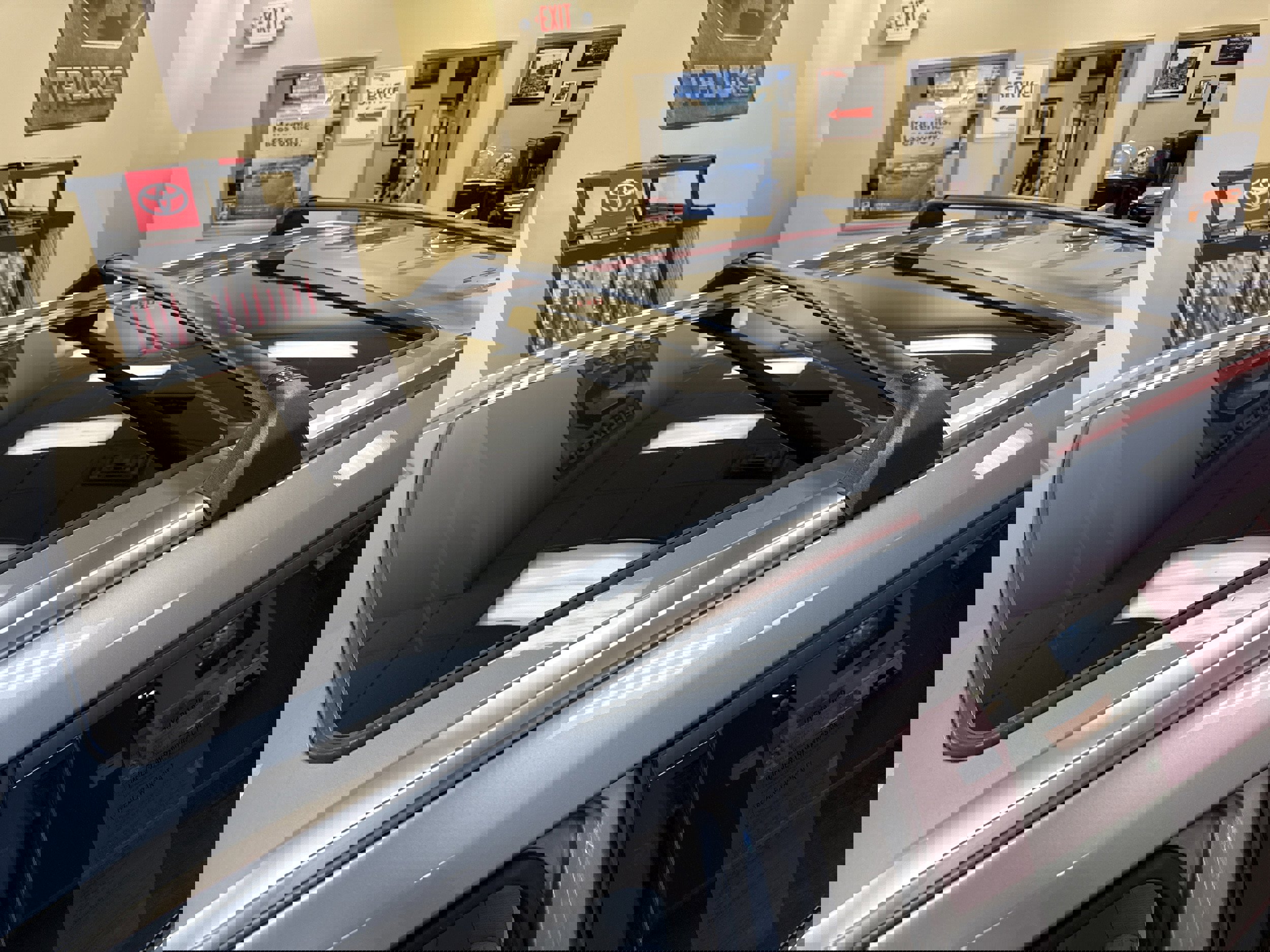 Used 2022 Toyota Highlander Platinum image 8