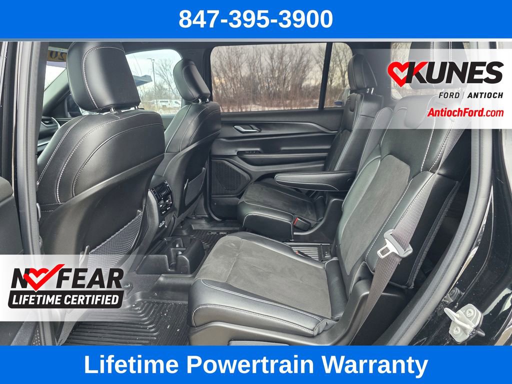 Used 2024 Jeep Grand Cherokee L Altitude image 24