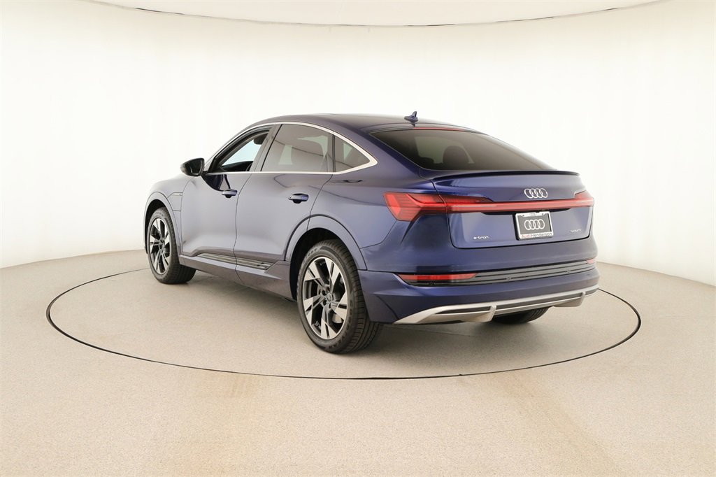 Certified 2022 Audi e-tron Premium image 4