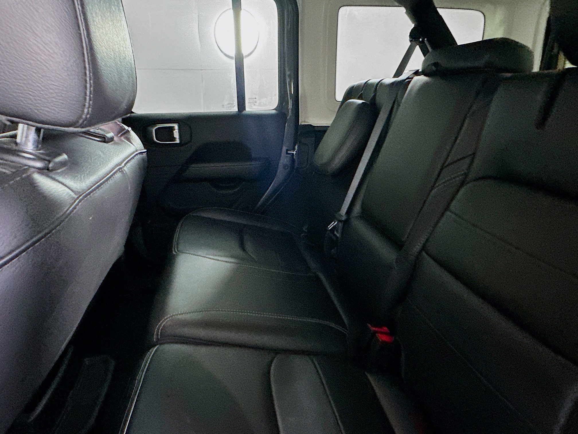 Used 2023 Jeep Wrangler Sahara w/ Cold Weather Group image 27