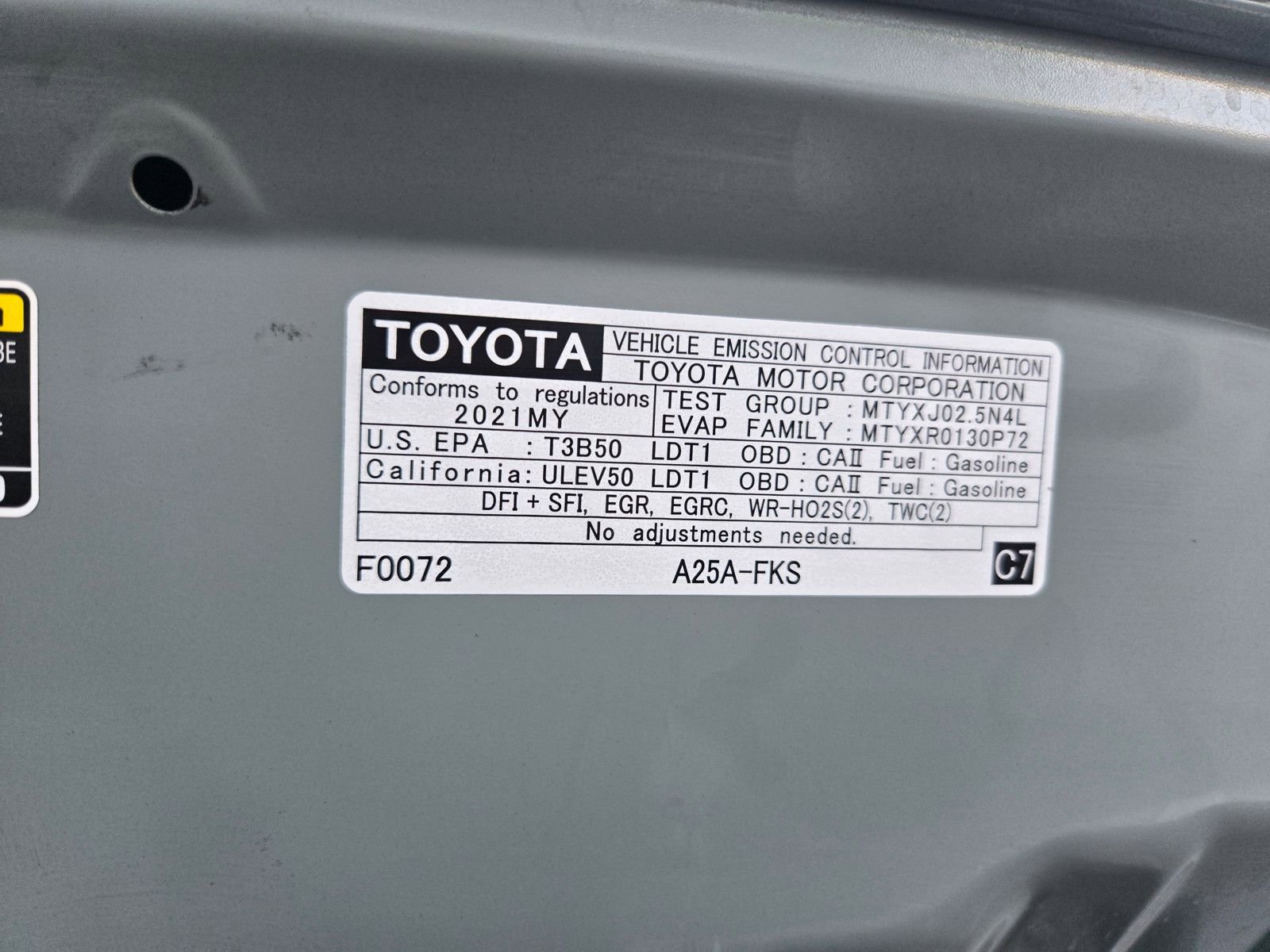 Used 2021 Toyota RAV4 XLE w/ XLE Grade Weather Package image 24