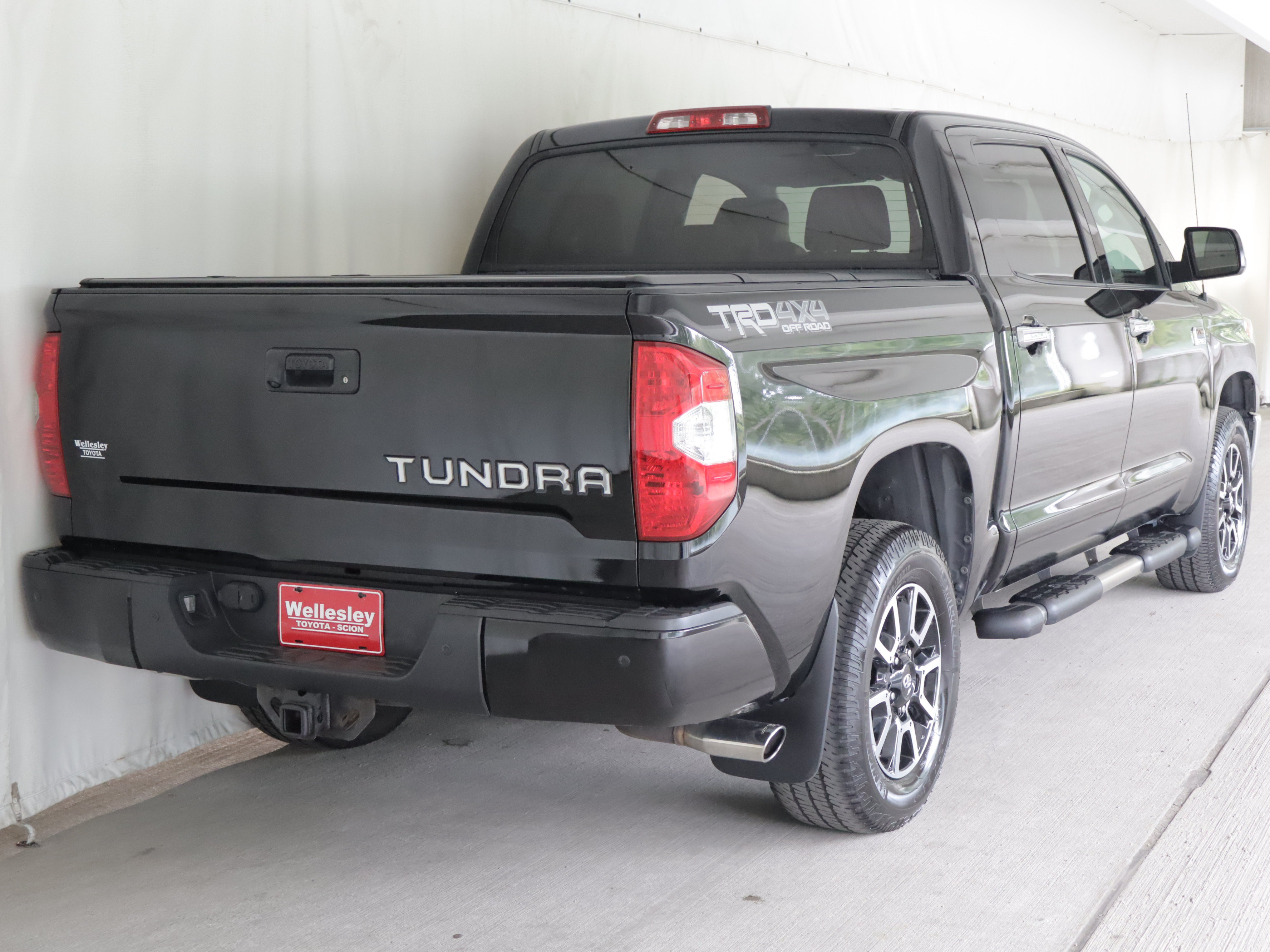 Used 2017 Toyota Tundra 1794 Edition w/ TRD Off Road Package AWD/4WD image 29