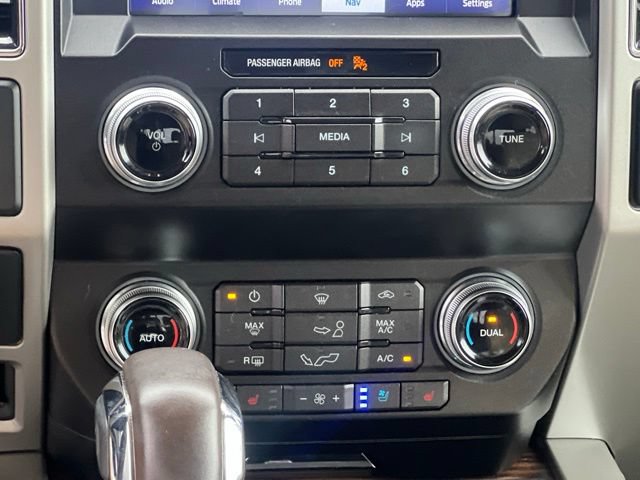 Used 2019 Ford F150 Lariat w/ Equipment Group 502A Luxury RWD image 28