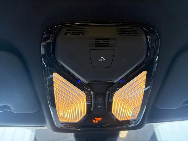 Used 2019 BMW X5 xDrive40i w/ M Sport Package AWD/4WD image 12