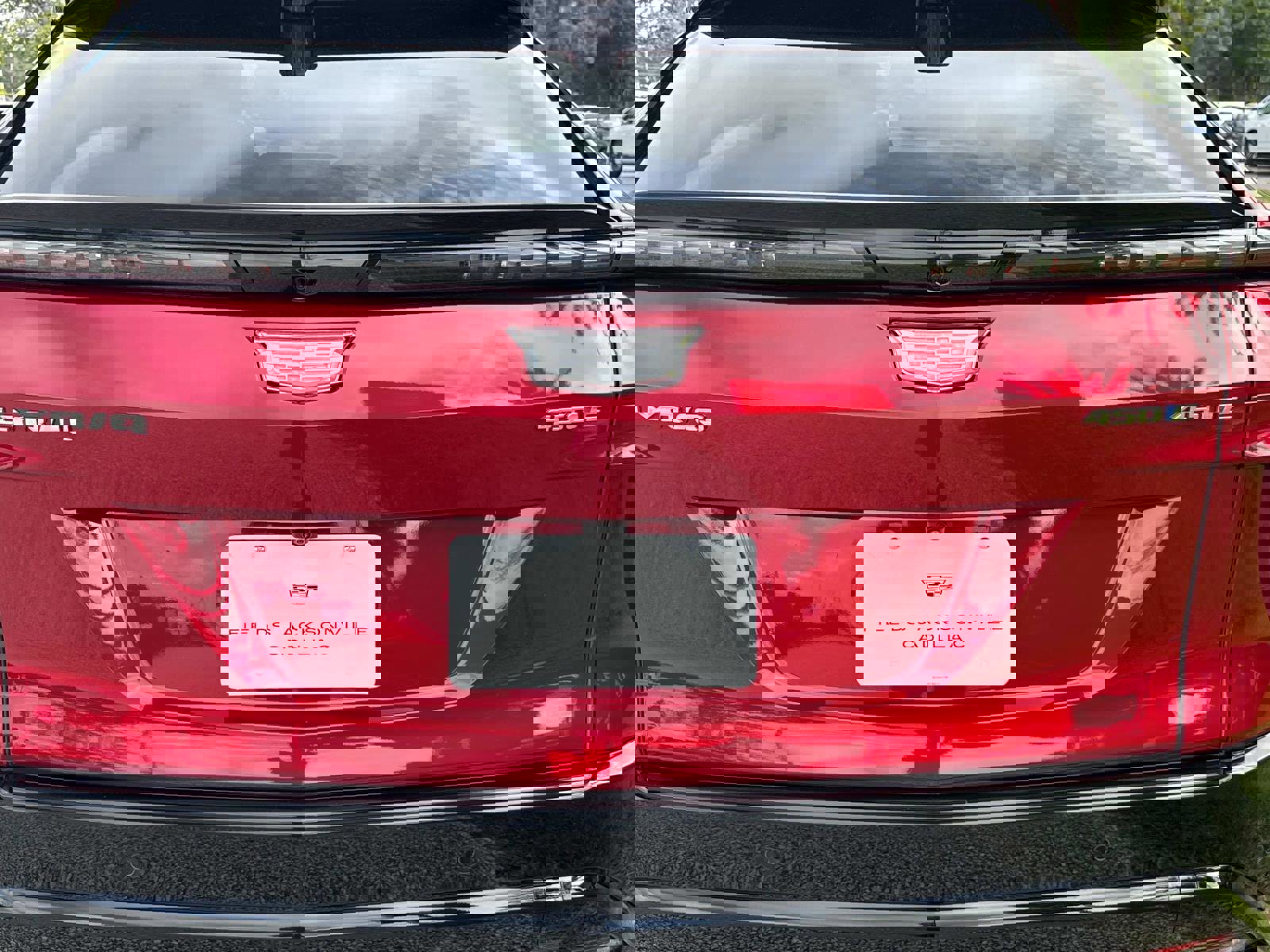 Used 2024 Cadillac Lyriq Sport image 9