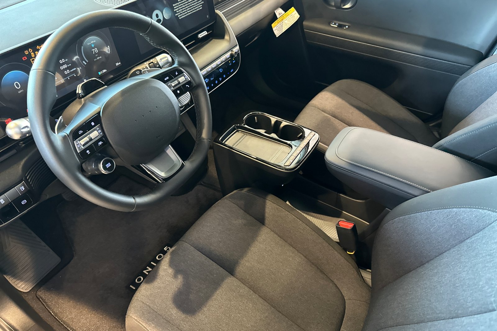 New 2026 Hyundai Ioniq 5 SE AWD/4WD image 10