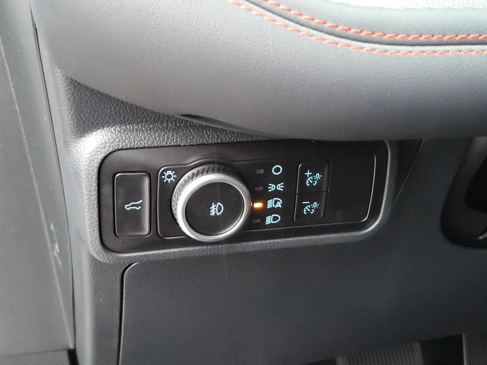 Used 2025 Ford Explorer ST AWD/4WD image 19