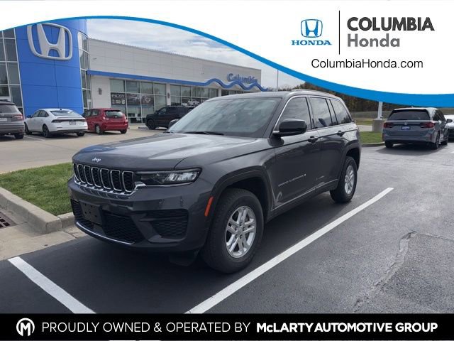 Used 2022 Jeep Grand Cherokee Laredo w/ Luxury Tech Group I