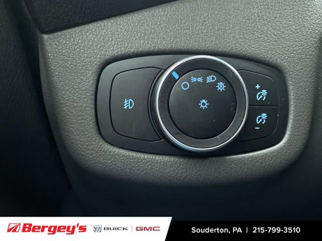 Used 2019 Ford Transit Connect XLT image 19