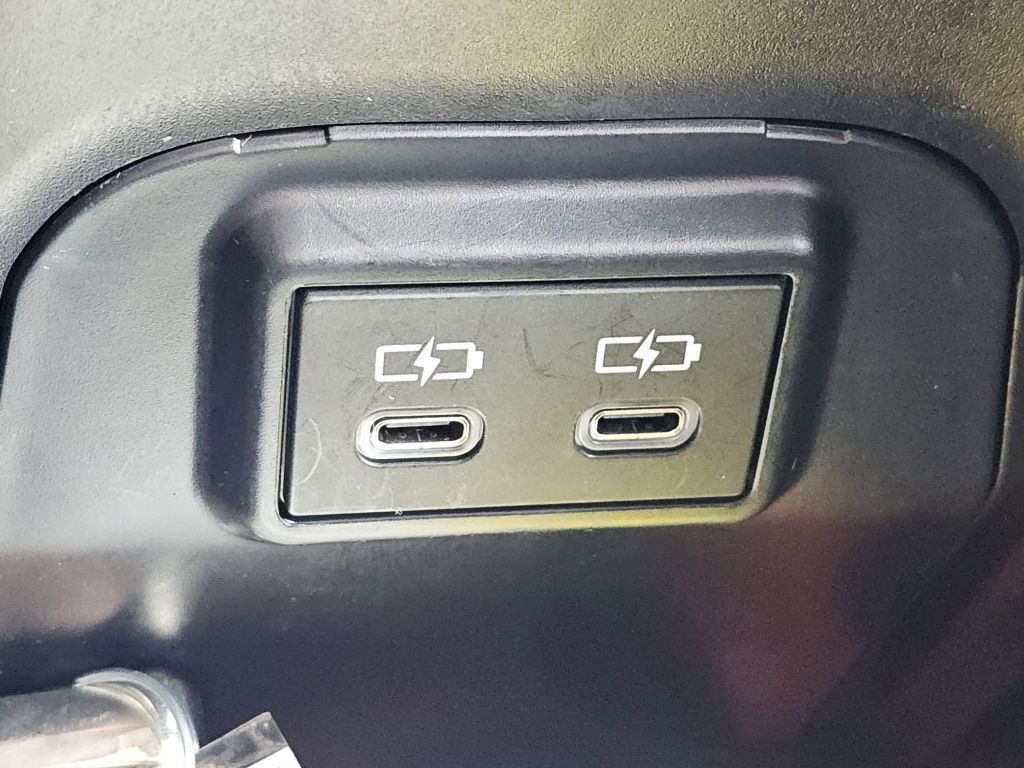 Used 2024 Toyota RAV4 LE AWD/4WD image 14