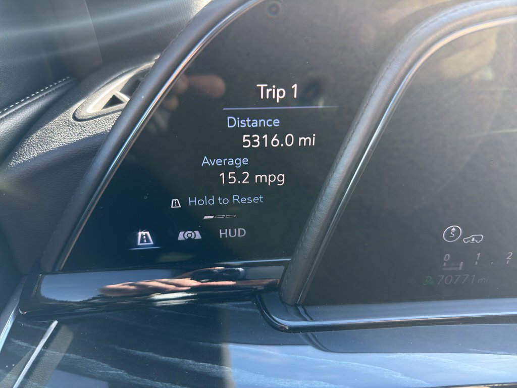 Used 2021 Cadillac Escalade ESV Sport w/ Driver Assist Tech Package image 37