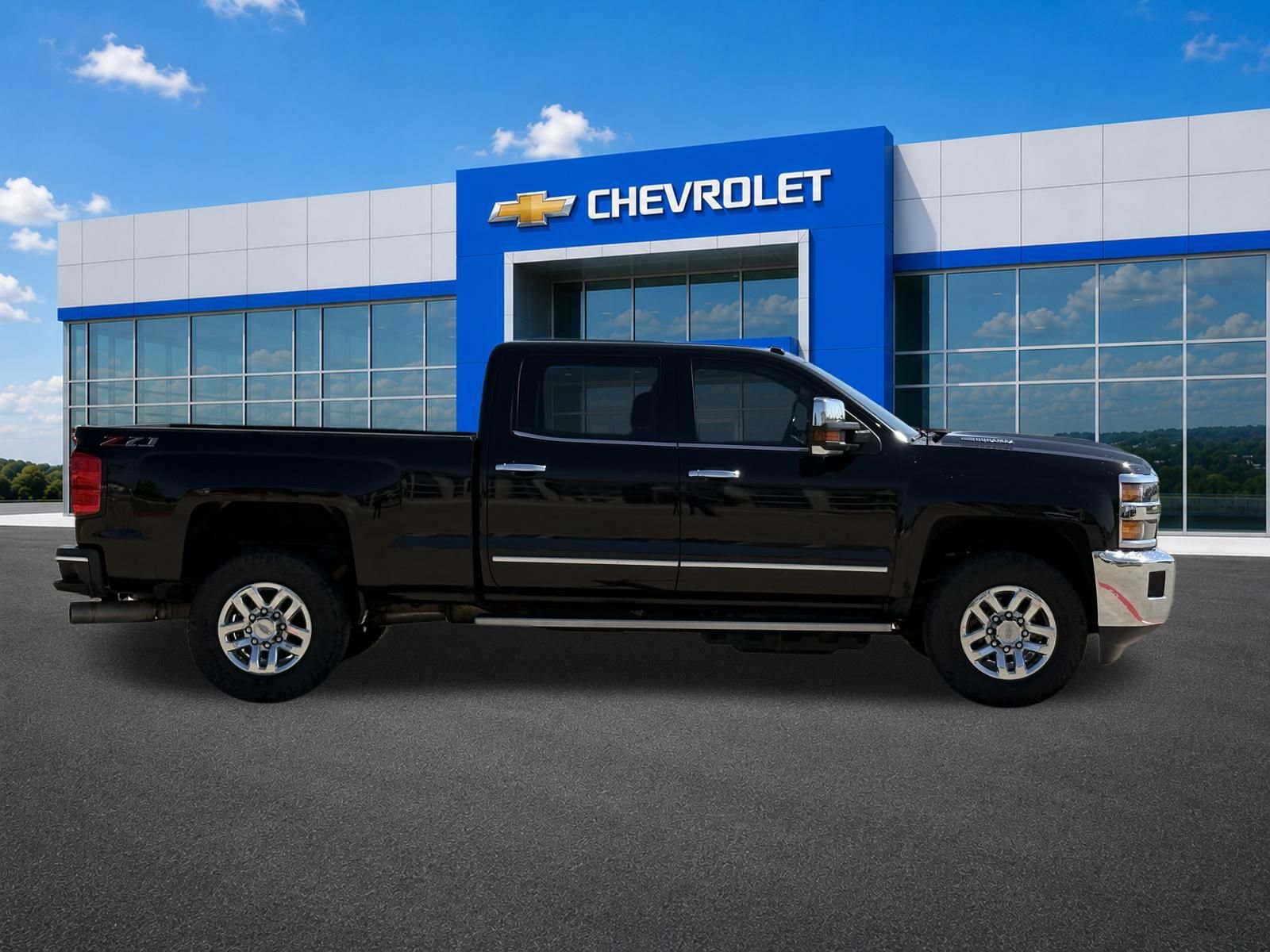 Used 2019 Chevrolet Silverado 2500 LTZ w/ Duramax Plus Package AWD/4WD image 8