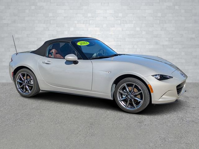 Used 2023 MAZDA MX-5 Miata Grand Touring w/ Weather Package image 2