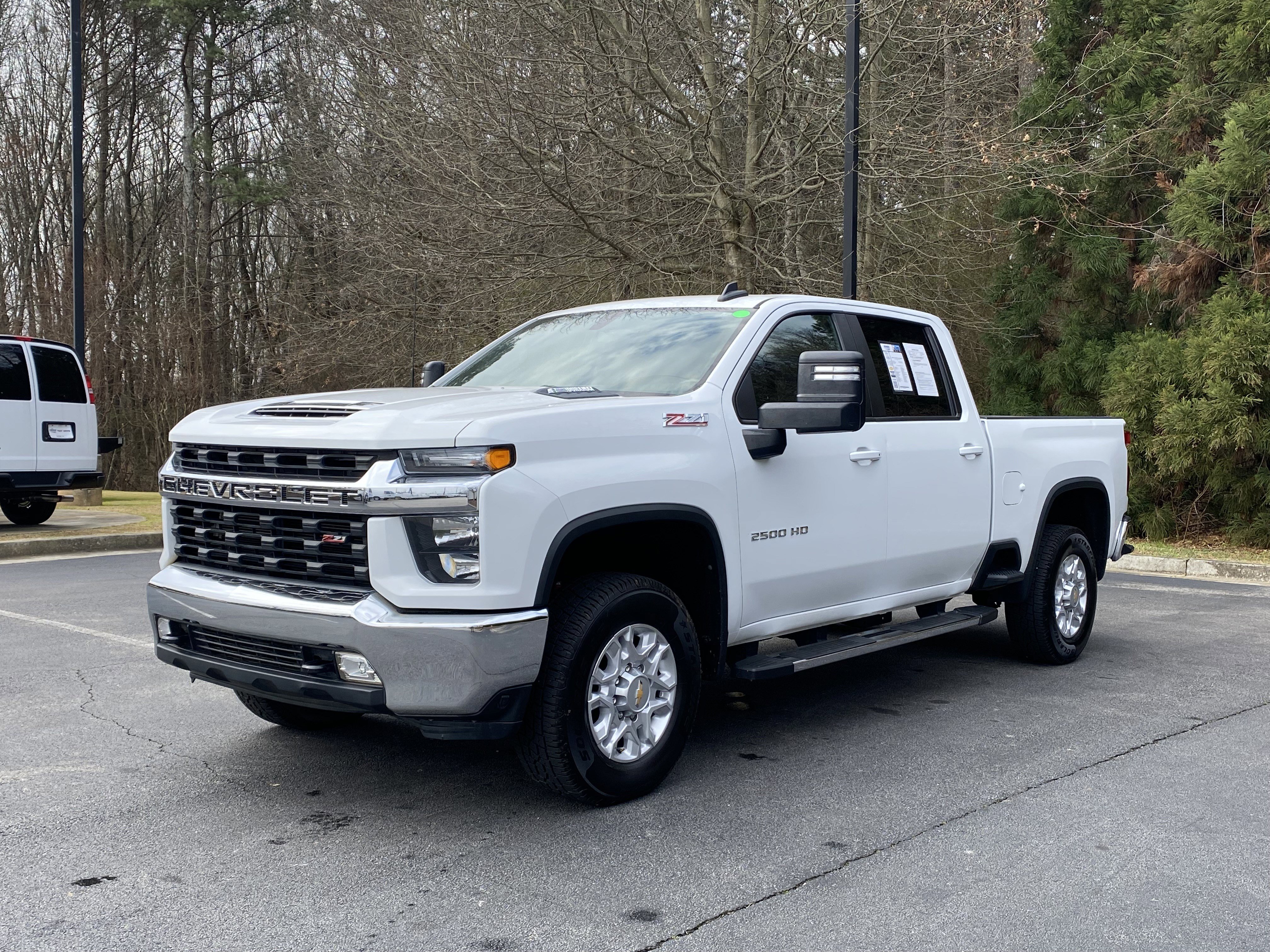 Used 2022 Chevrolet Silverado 2500 LT w/ Convenience Package image 5