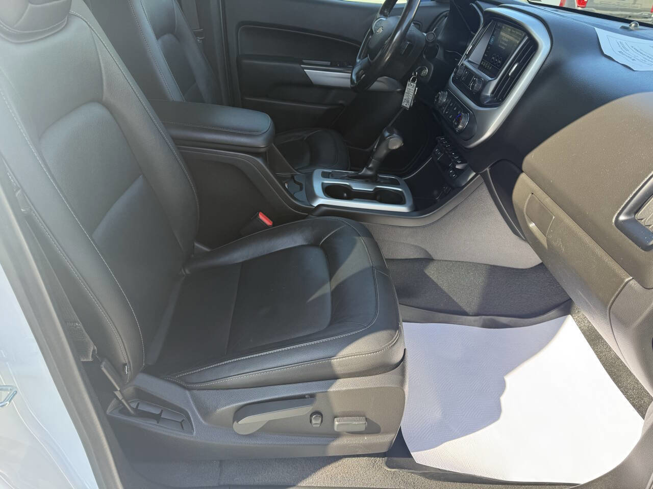 Used 2019 Chevrolet Colorado ZR2 w/ ZR2 Dusk Special Edition image 16