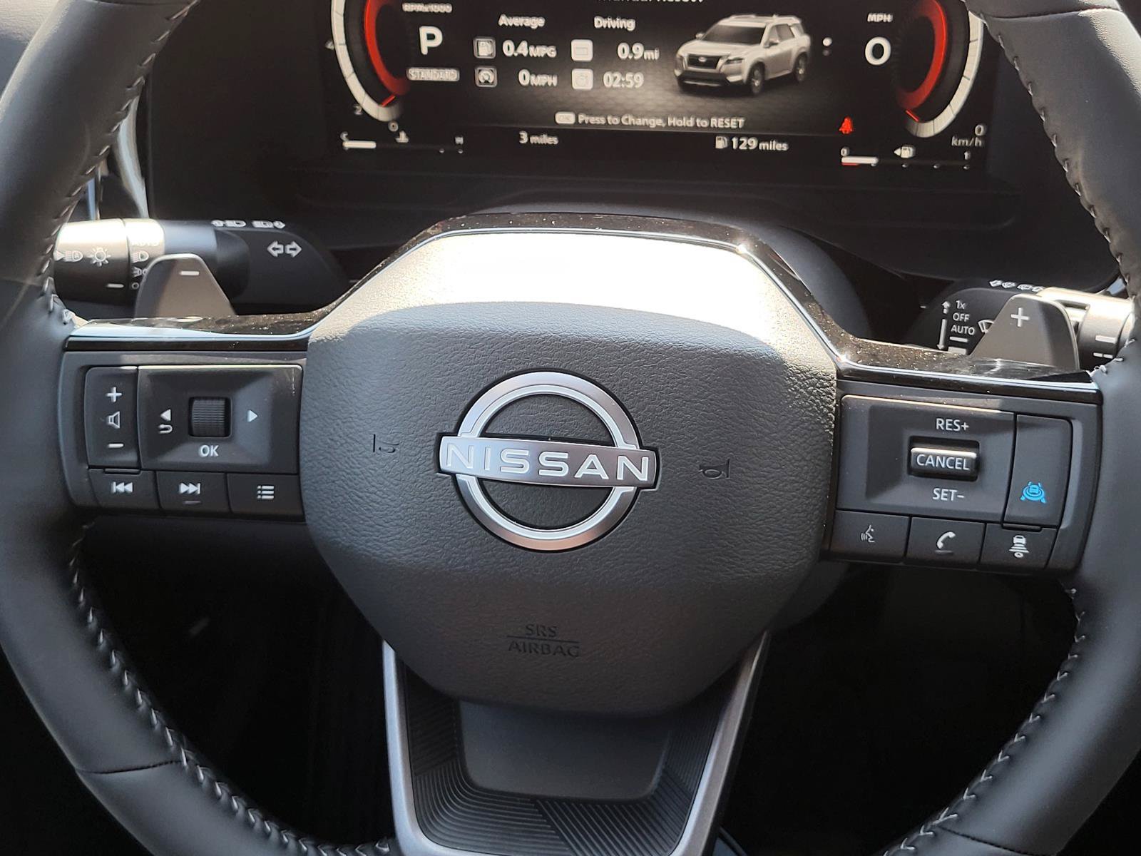 New 2026 Nissan Pathfinder Platinum w/ Accent Package FWD image 27