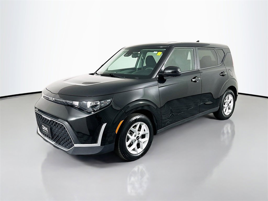 Used 2024 Kia Soul LX w/ Option Group 015 image 3