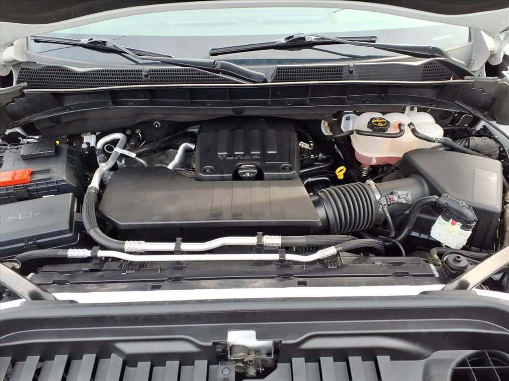 Used 2024 GMC Sierra 1500 Elevation image 32