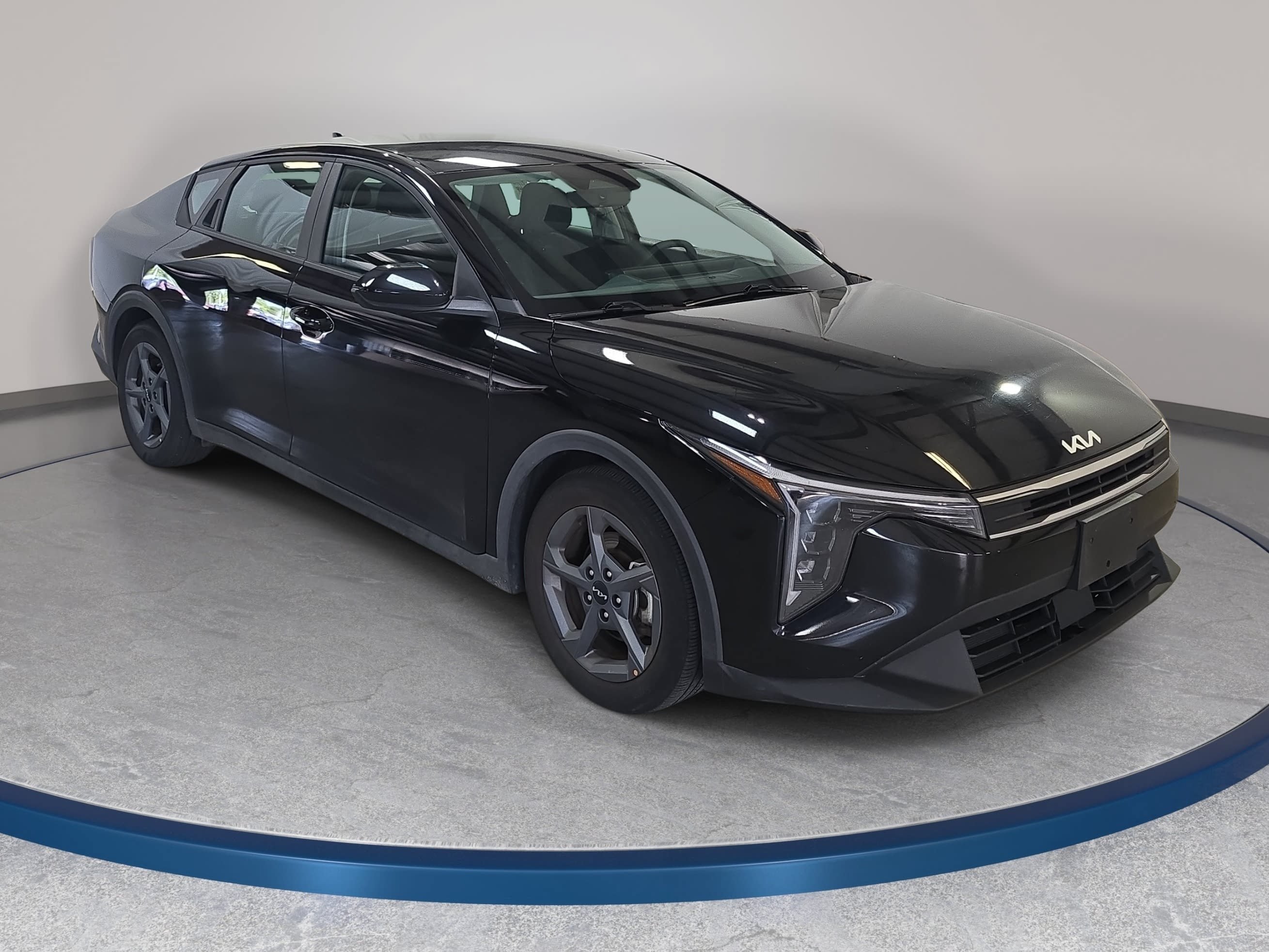 Used 2025 Kia K4 FWD image 4