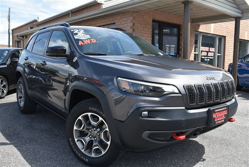 Used 2022 Jeep Cherokee Trailhawk AWD/4WD image 1