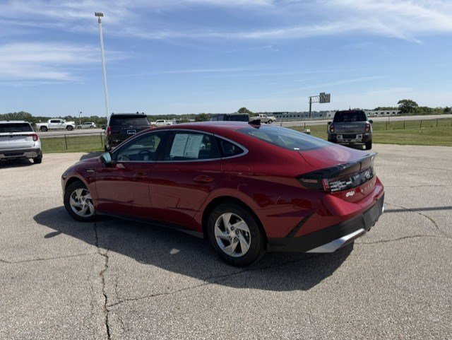 Used 2025 Hyundai Sonata SE FWD image 7