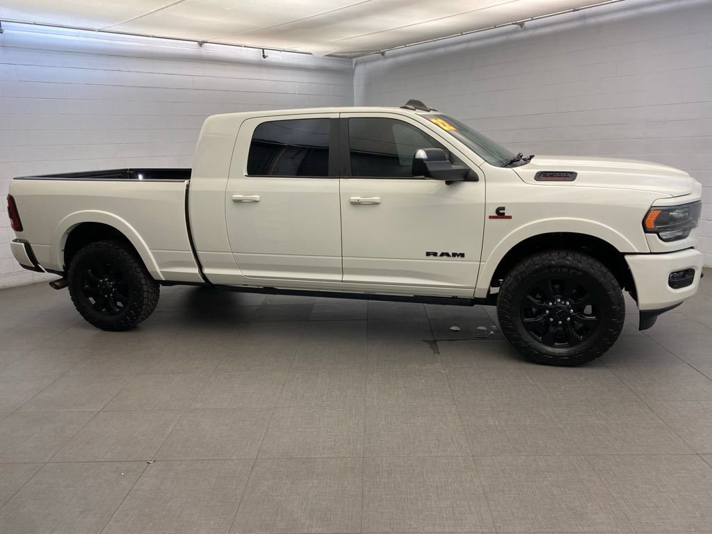 Used 2022 RAM 3500 Limited AWD/4WD image 12