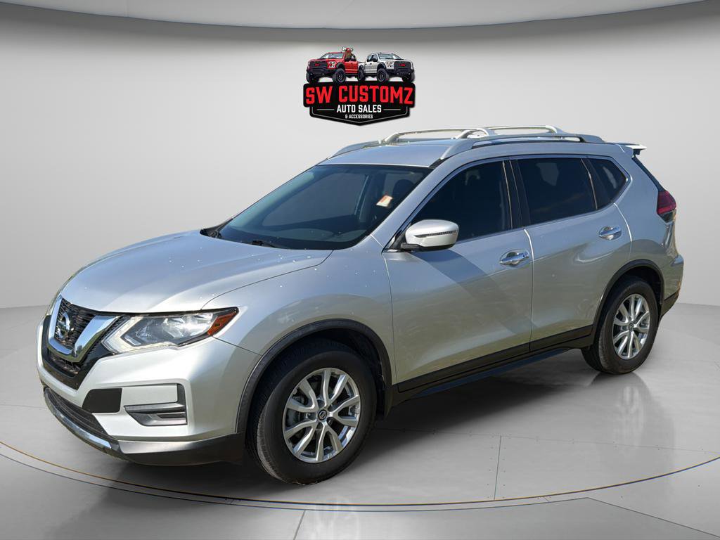 Used 2017 Nissan Rogue SV FWD image 3