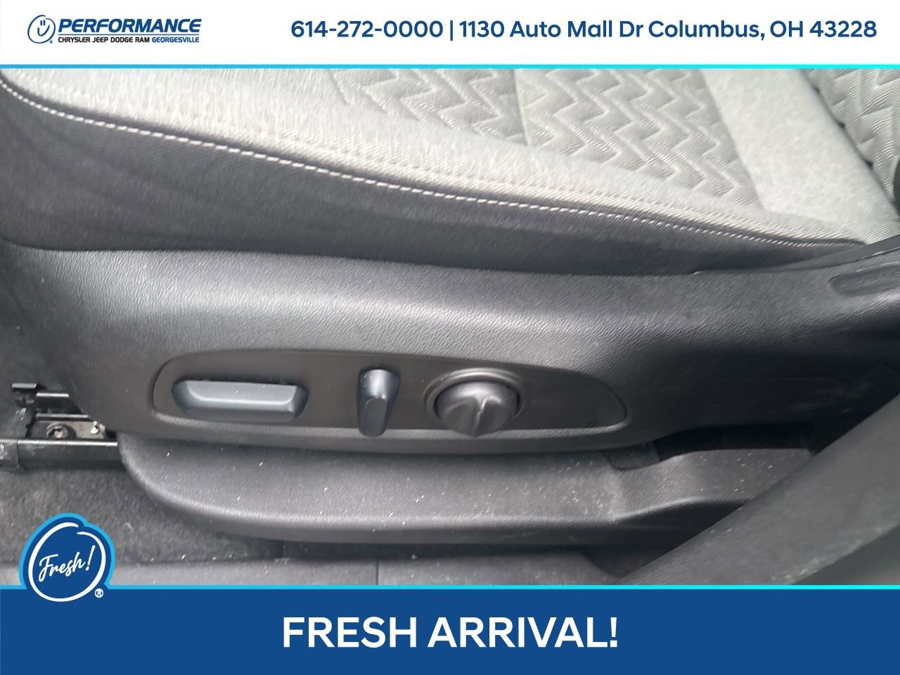 Used 2024 Chevrolet Equinox LT image 18